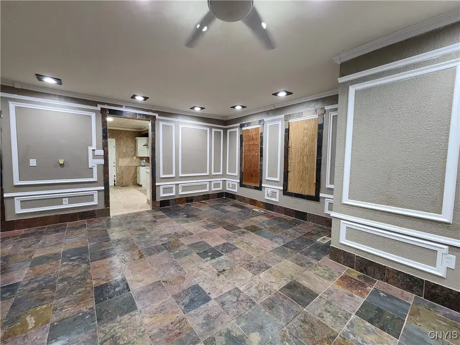 110 Lacy Place, Syracuse, NY 13208 - Image #2