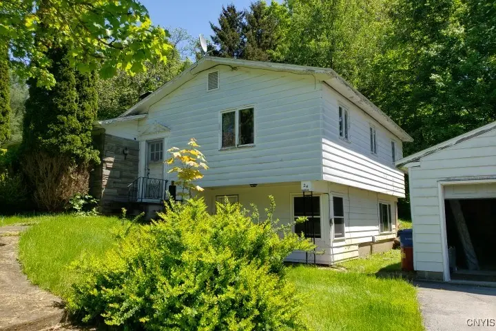 24 Loomis Terrace, Phoenix, NY 13135 - Image #2