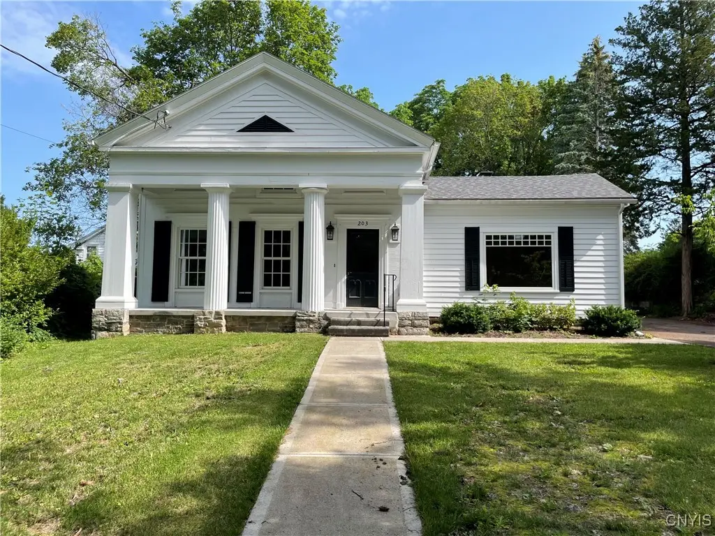 203 E Genesee Street, Fayetteville, NY 13066 - Image #1