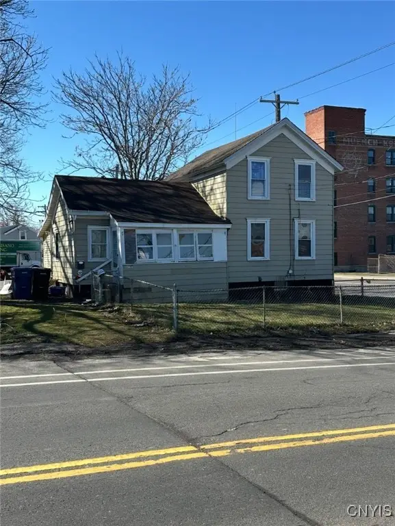 3137 Grant Boulevard, Syracuse, NY 13208 - Image #1