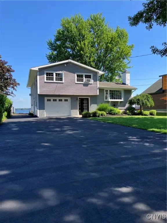 6433 Long Point Road, Brewerton, NY 13029 - Image #2