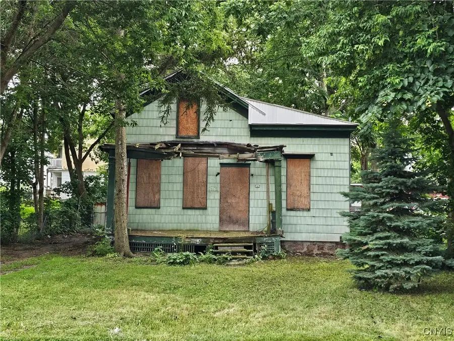 717 Oswego Street, Utica, NY 13502 - Image #2