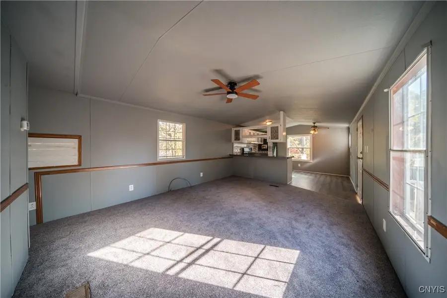 389 Klocks Corners Road, Oswego, NY 13126 - Image #2