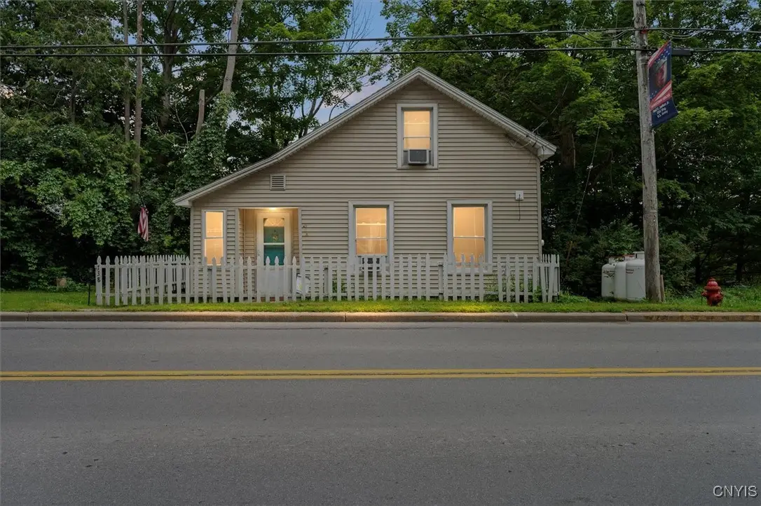 138 N Main Street, Oriskany Falls, NY 13425 - #1