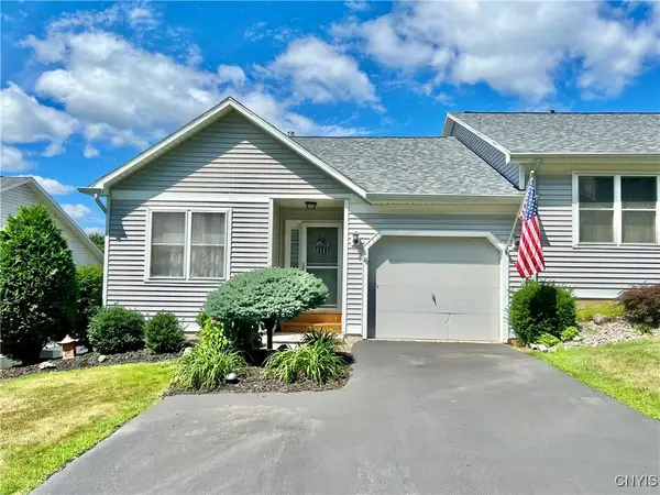 153 Timber Wolf Circle, Syracuse, NY 13209