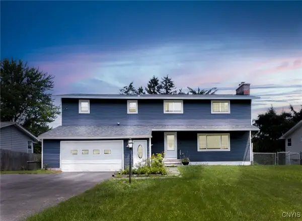 7189 Coventry Road N, East Syracuse, NY 13057