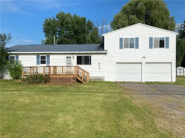 1270 County Route 12, Pennellville, NY 13132