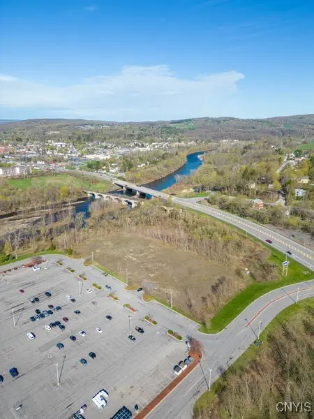 180 Lowes Blvd, Herkimer, NY 13350 - Image #1