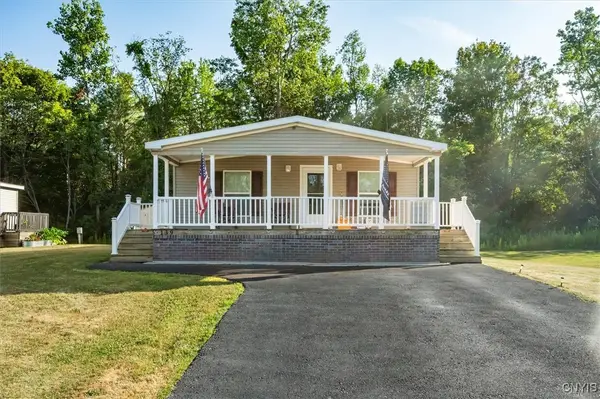 139 Royal Meadows Drive, Clinton, NY 13323