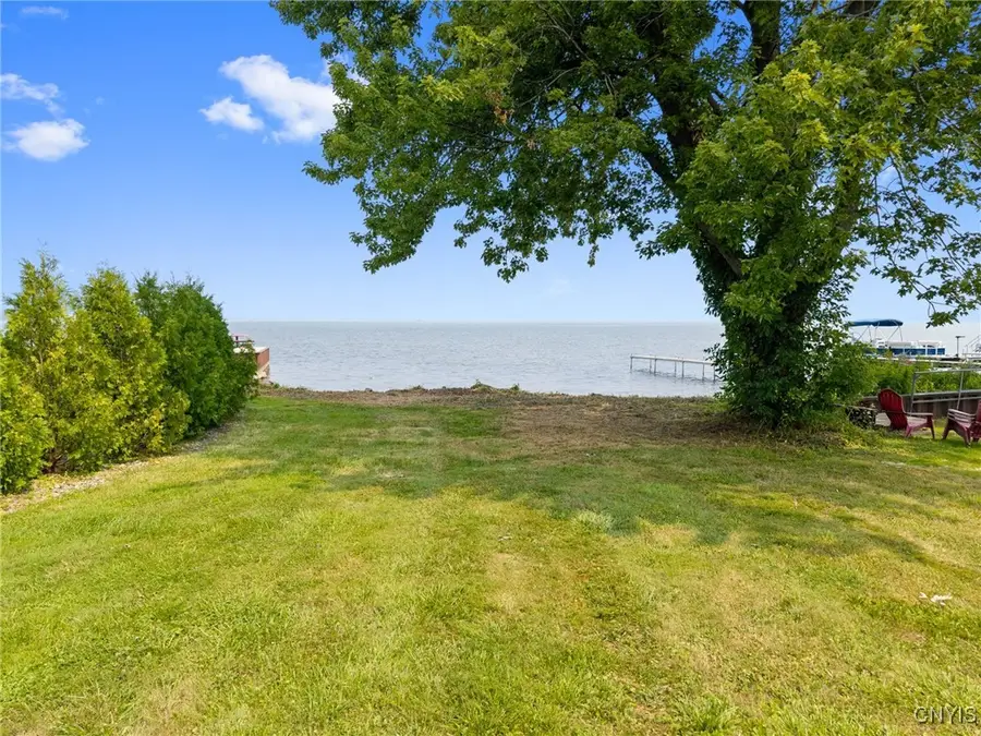 7131 Lakeshore Road, Cicero, NY 13039 - Image #2