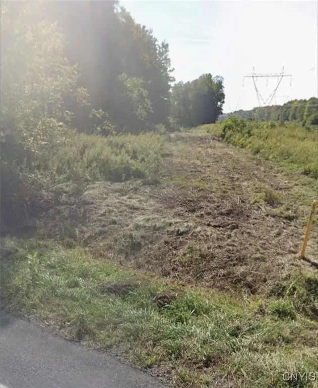 8643 Smokey Hollow Road, Baldwinsville, NY 13027 - Image #2