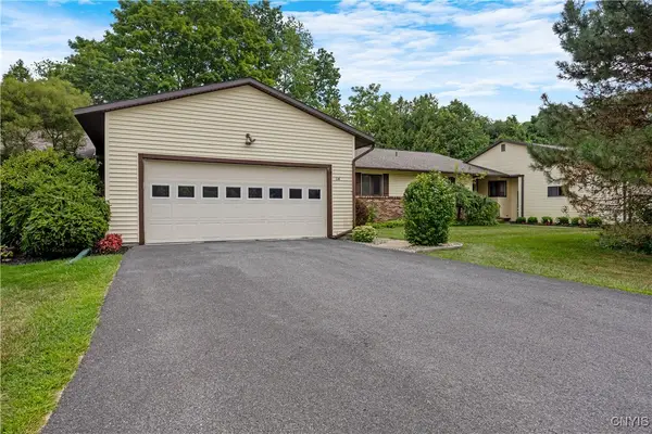 114 Kimry, Fayetteville, NY 13066