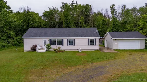 11423 Misty Meadow Drive, Cato, NY 13033