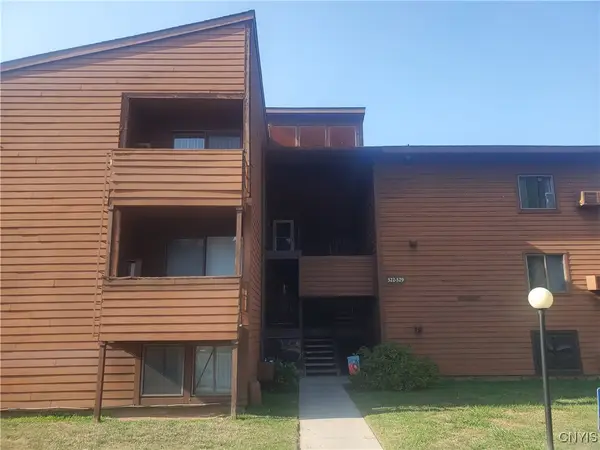 325 Village Boulevard N, Baldwinsville, NY 13027