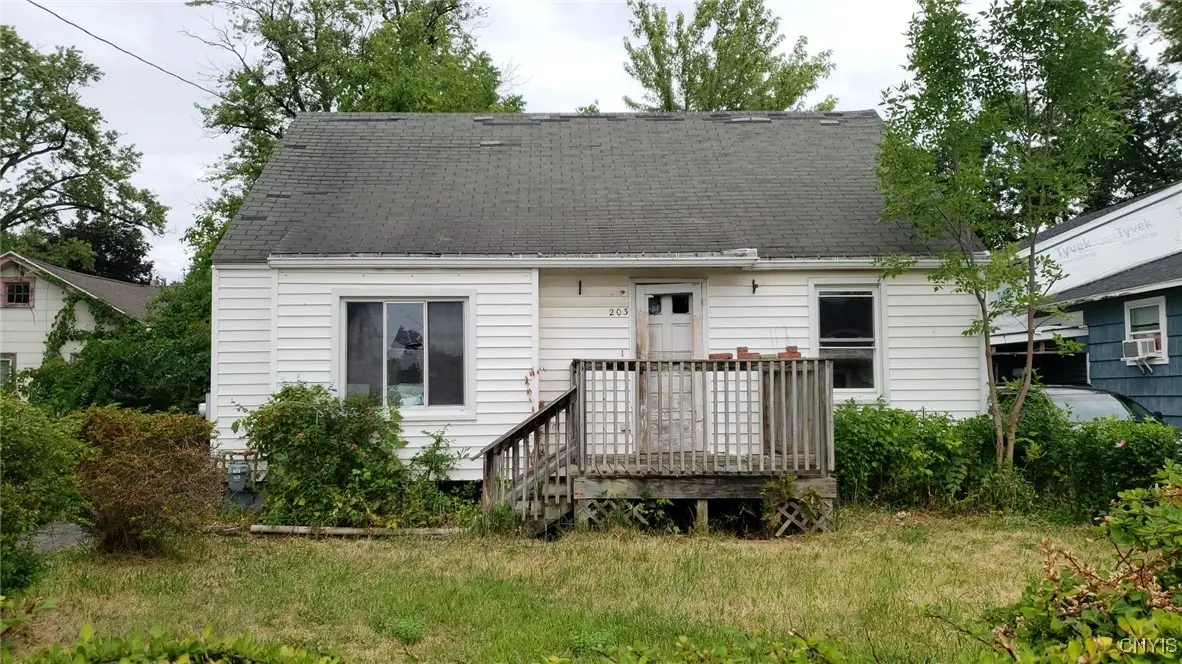 203 Brookline Road, Syracuse, NY 13208 - Image #1