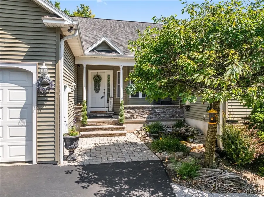 6652 E Sorrell Hill Road, Warners, NY 13164 - Image #2