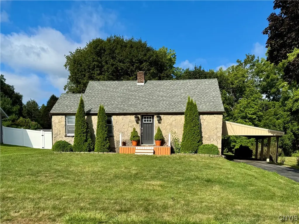 4 Overbrook Crescent, New Hartford, NY 13413 - Image #1