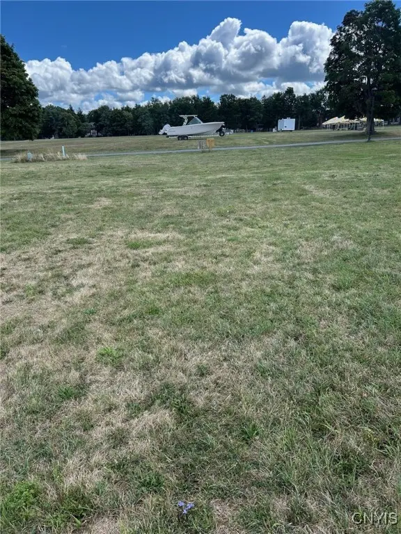 401 NE Pike Drive, Sackets Harbor, NY 13685