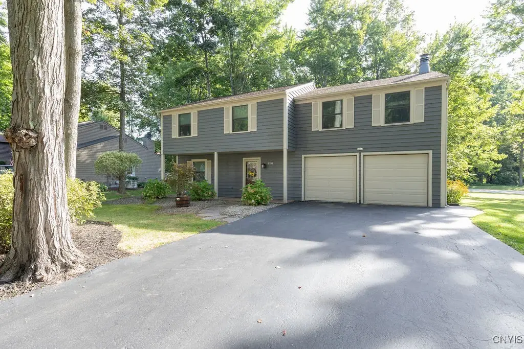 8790 Radburn Drive, Baldwinsville, NY 13027 - Image #1