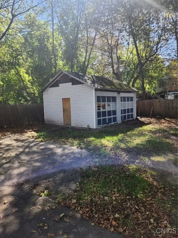 105 Elliott Street, Syracuse, NY 13204 - Image #3