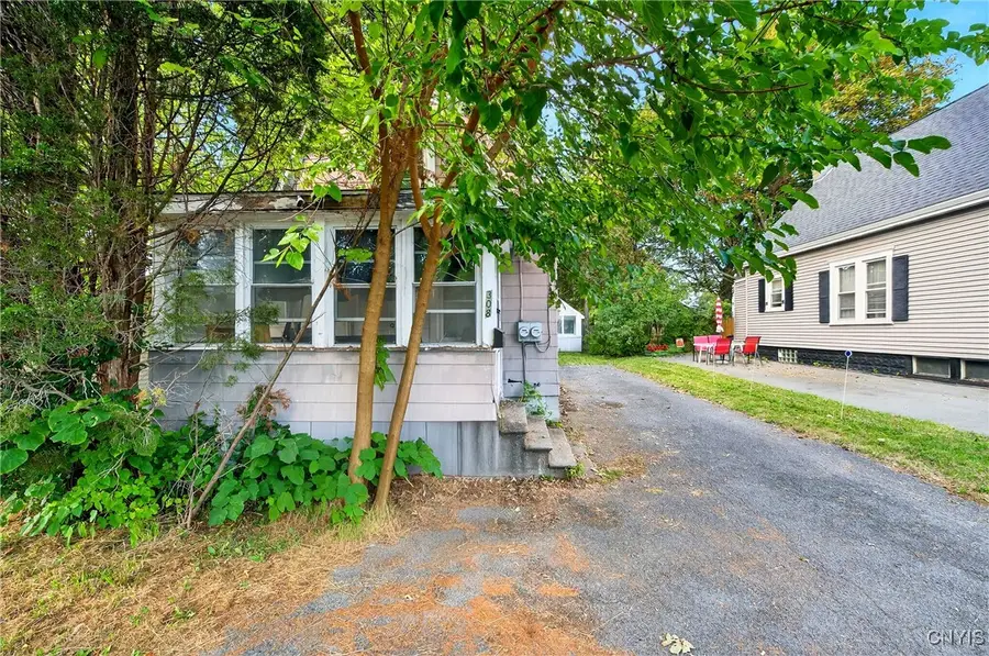 308 Nelson Avenue, De Witt Town, NY 13057 - Image #2