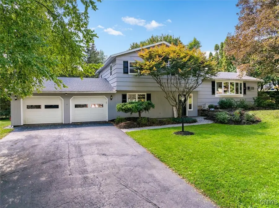 7646 Farmington Road, Manlius, NY 13104 - #2