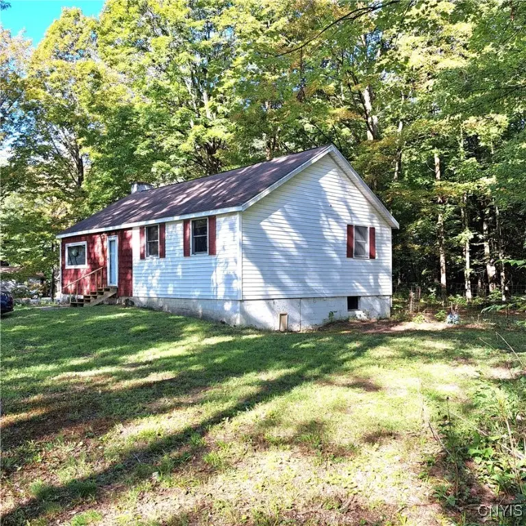 4401 Lee Center Taberg Road, Taberg, NY 13471 - Image #2