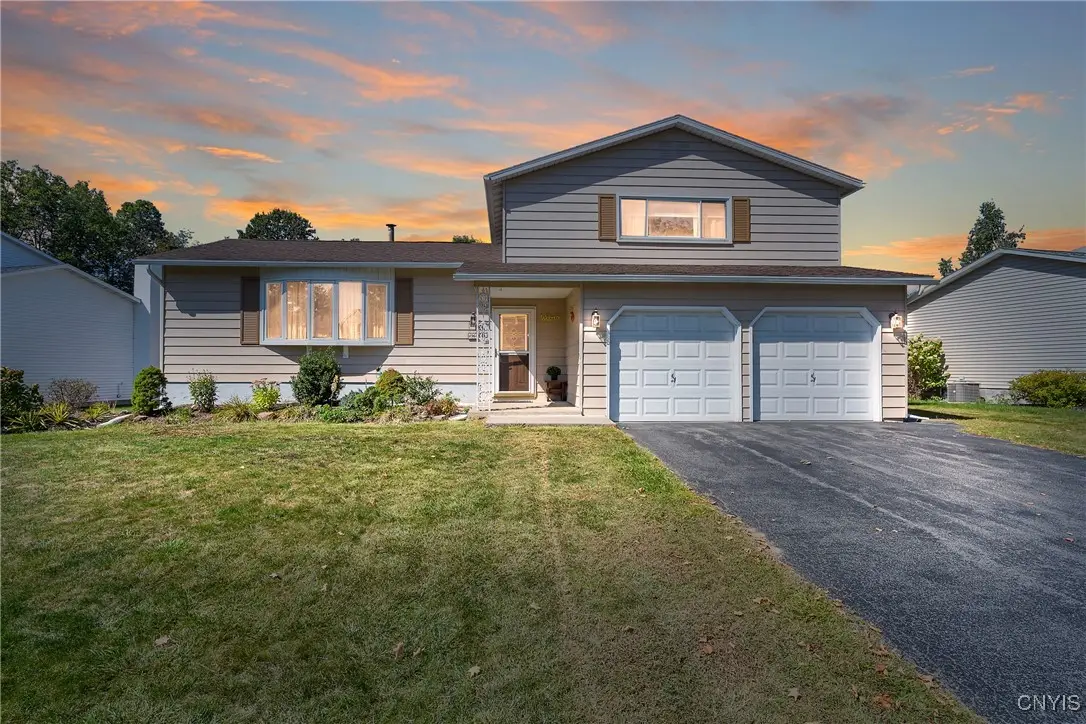 4960 Harvest Lane, Liverpool, NY 13088 - Image #1