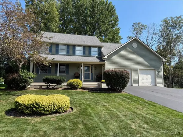 8864 Lombardi Drive, Cicero, NY 13039