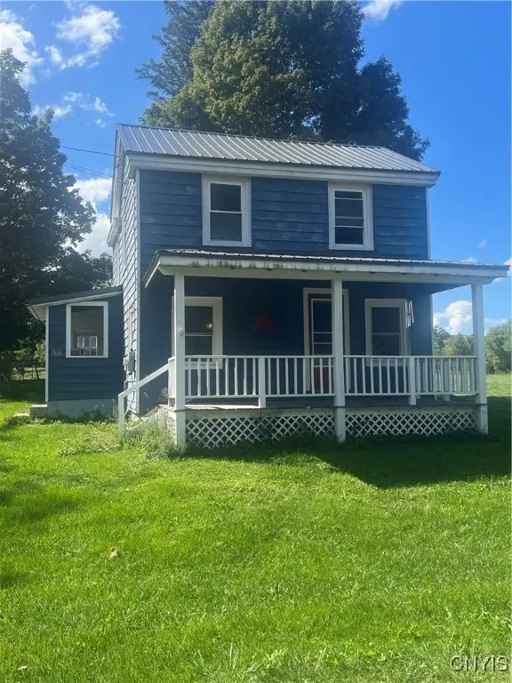 5601 Middle Road, Munnsville, NY 13409