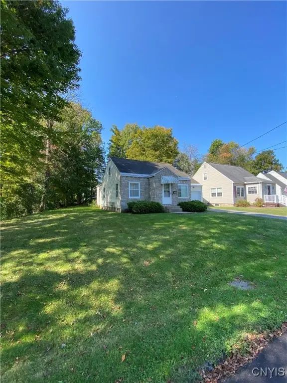 6 Hilltop, New Hartford, NY 13413 - Image #2