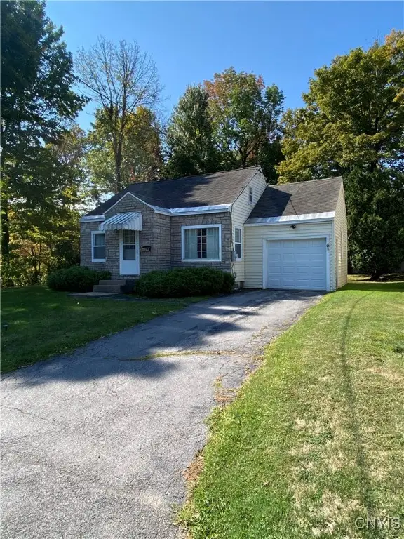 6 Hilltop, New Hartford, NY 13413 - Image #3