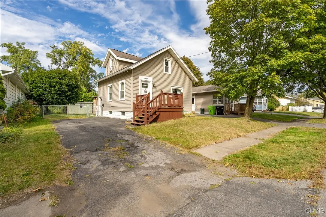 103 Chester Drive, Syracuse, NY 13208 - Image #1