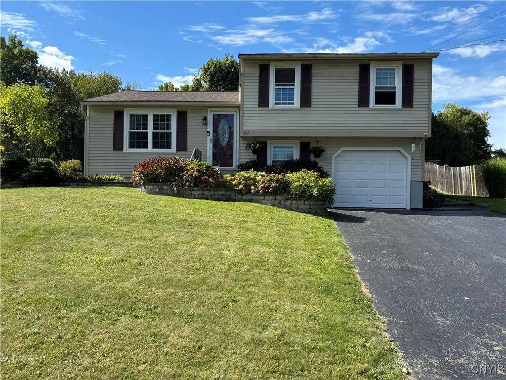 157 Alhan Parkway, Syracuse, NY 13209 - Image #1