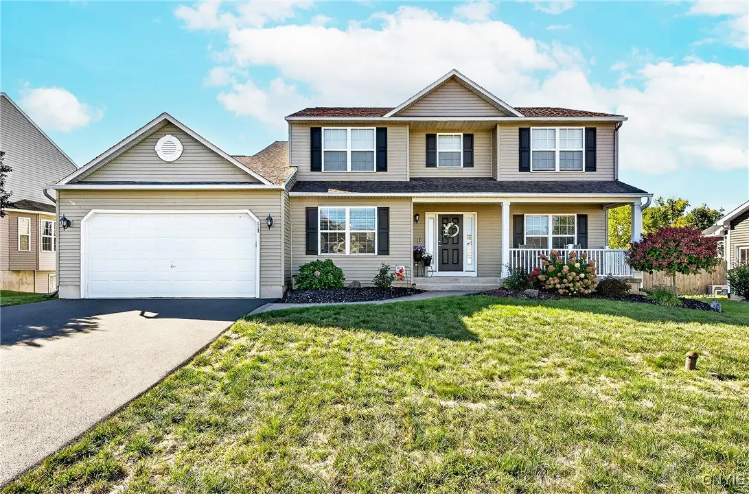 117 Red Barn Circle, Liverpool, NY 13088 - Image #1