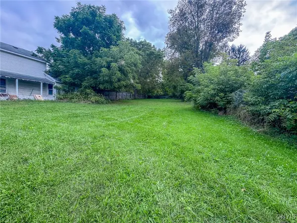 90 N Division Street, Auburn, NY 13021