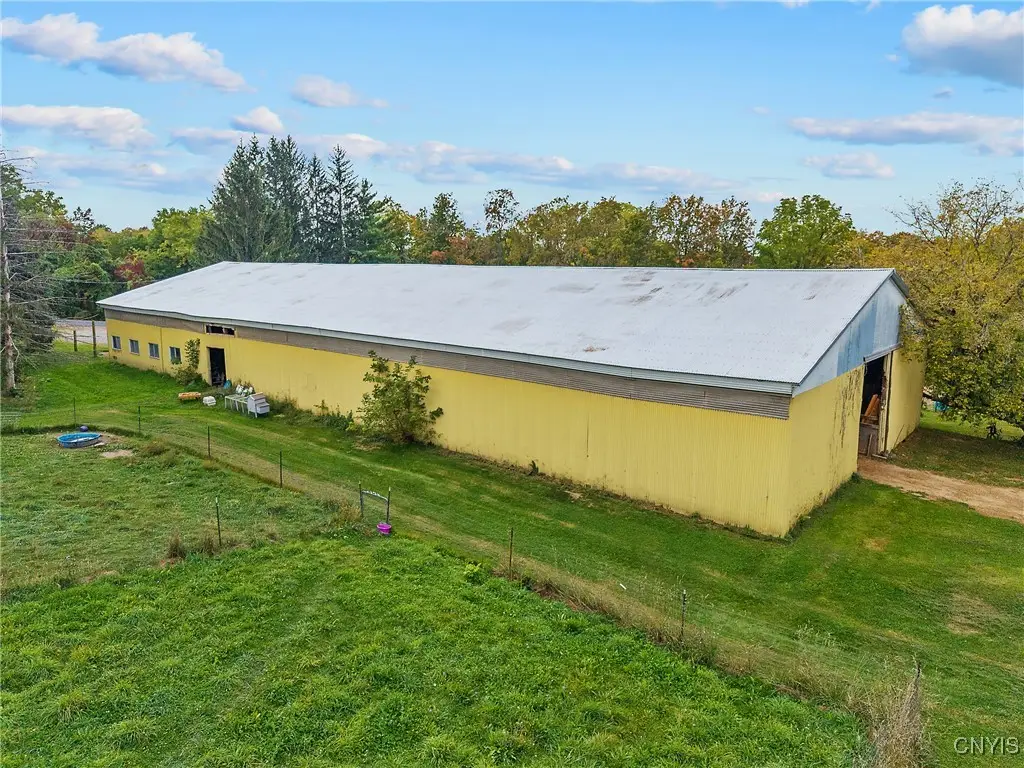 693 Masters Road, Elbridge, NY 13060 - Image #1