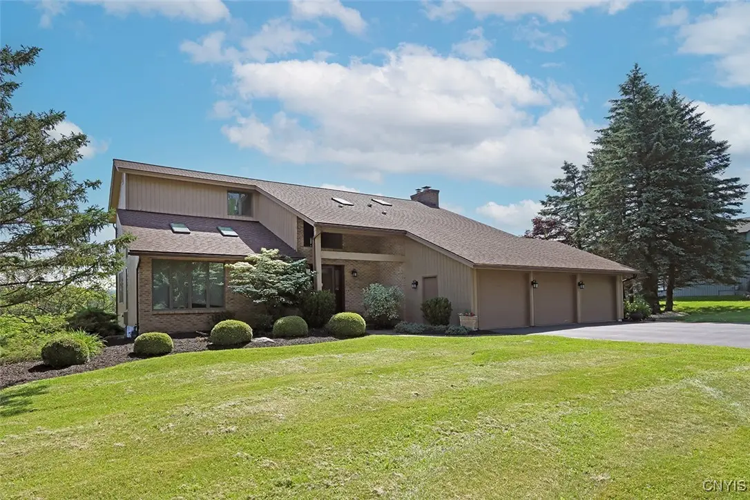 4404 Jack In The Pulpit Circle, Manlius, NY 13104 - Image #1