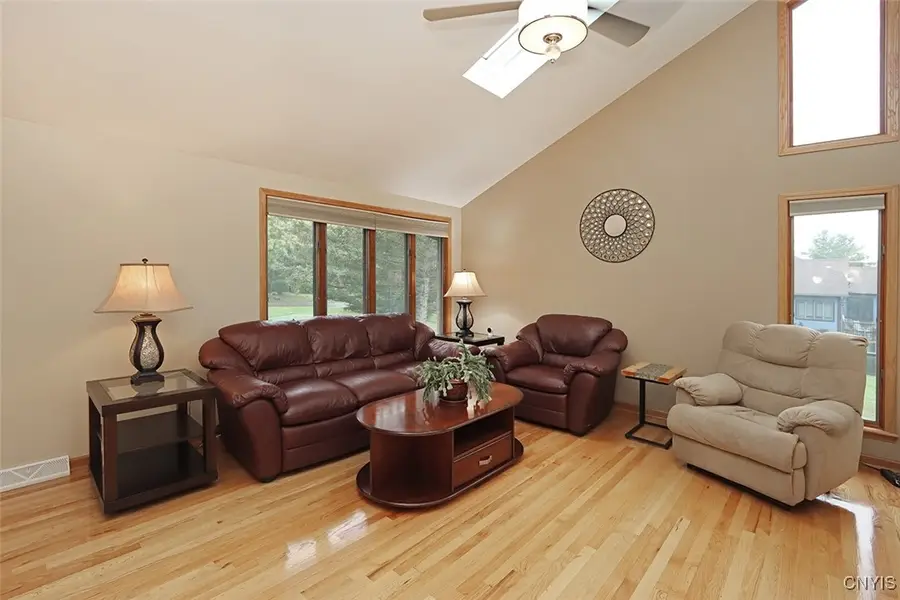 4404 Jack In The Pulpit Circle, Manlius, NY 13104 - Image #3