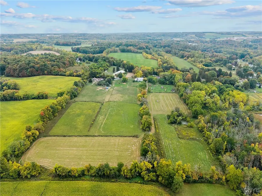 693 Masters Road, Elbridge, NY 13060 - Image #2