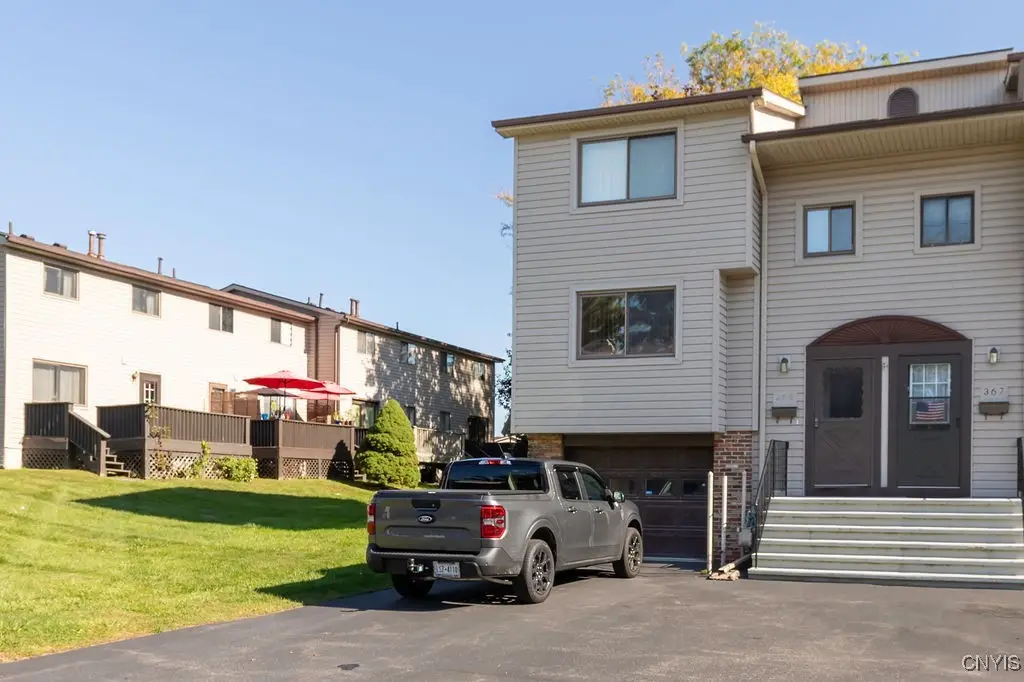 368 Cameco Circle, Liverpool, NY 13090 - Image #1