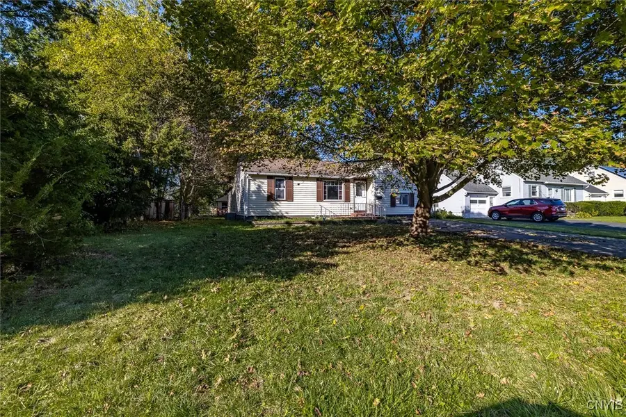 114 Valentine Drive, Syracuse, NY 13212 - Image #2