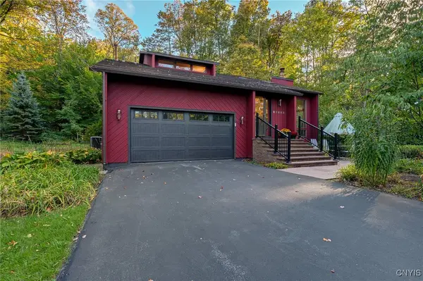 8055 Summerview Drive, Fayetteville, NY 13066