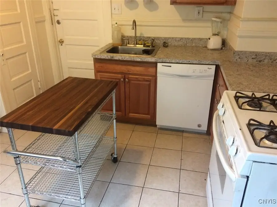 162 Redfield Place #64, Syracuse, NY 13210 - Image #2