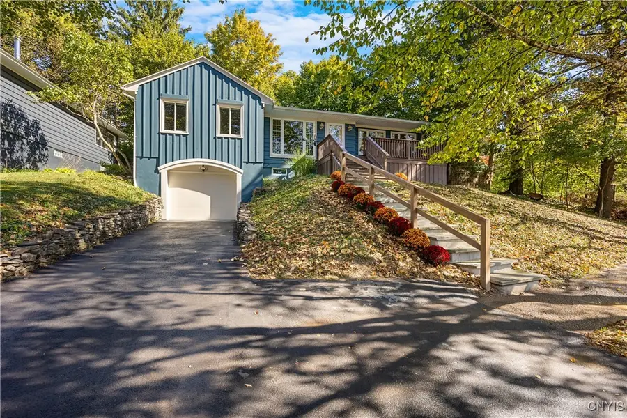 323 Barrington Road, Syracuse, NY 13214 - Image #3