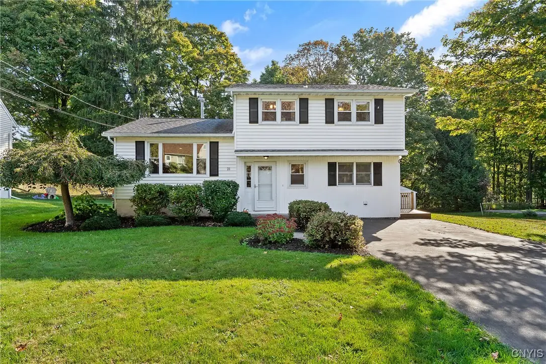 21 Barbara Lane, Camillus, NY 13031 - Image #1