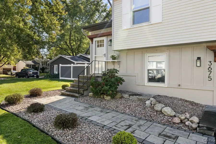 3675 Chainmaker, Baldwinsville, NY 13027 - Image #2