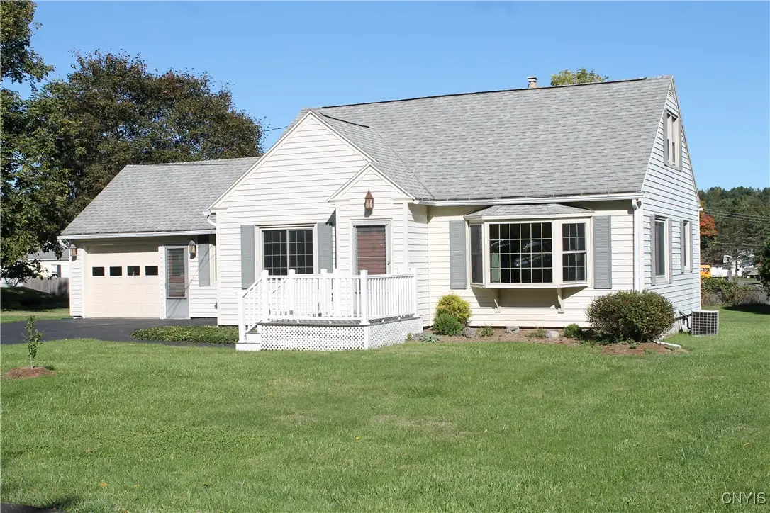 5291 Abbe Drive, Syracuse, NY 13219 - Image #1