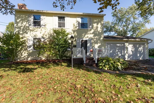 13 Kingman Road, Liverpool, NY 13090