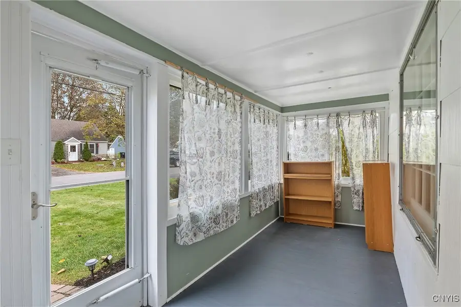 105 Marilyn Avenue, Syracuse, NY 13212 - Image #3